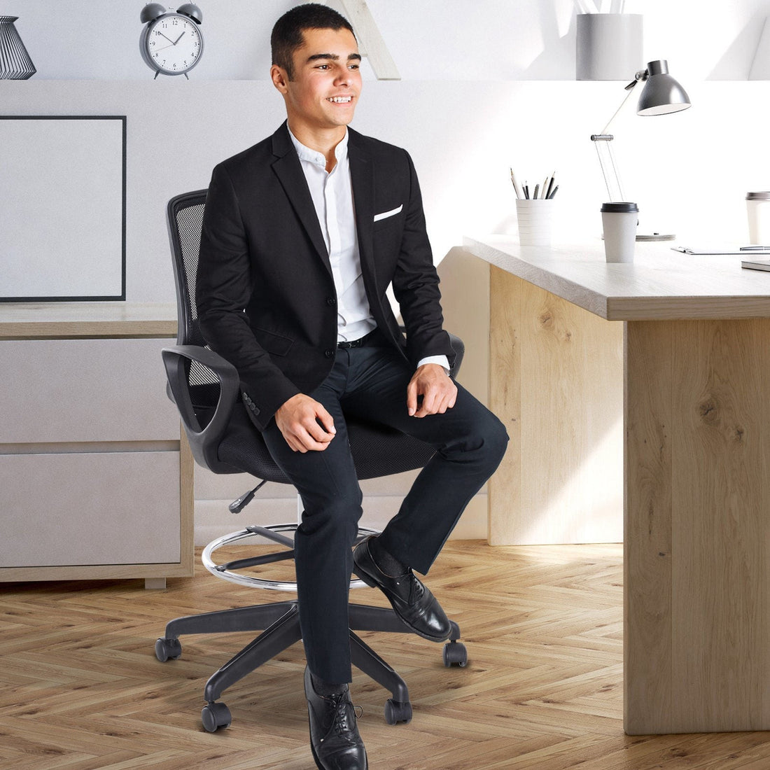 Directiestoel van mesh - Bureaustoel | Kleur: Zwart | Afmetingen: 59.5x60x102.5-126 cm