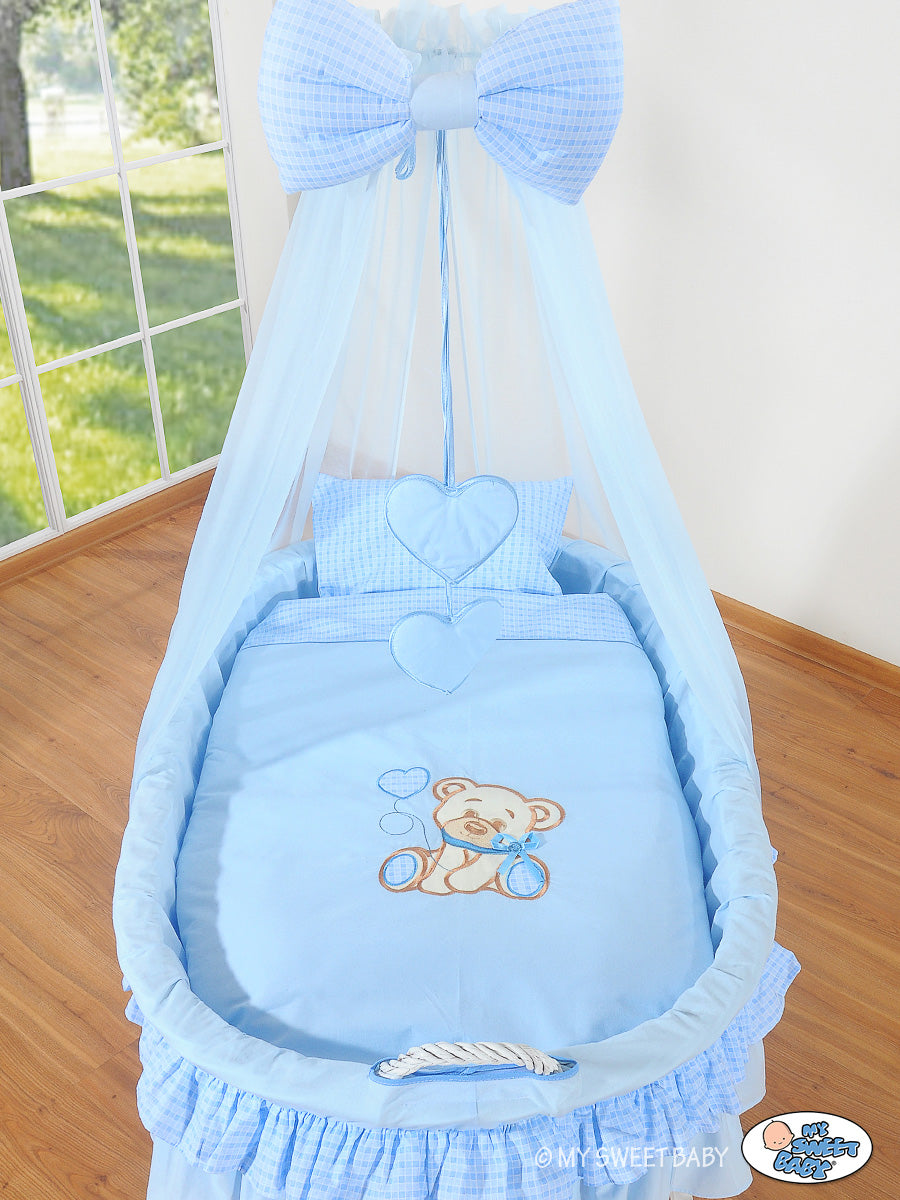 Babybett mit Schleife – handgefertigtes Rattan-Babybett, inklusive antiallergischer Matratze