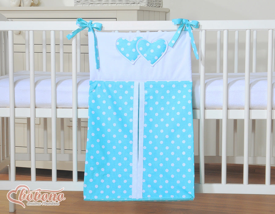 Blöjväska - förvaringsväska - enkel att fästa på byrå - bomull - Hängande hjärtan vit/turkos