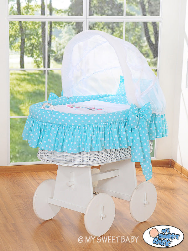 Korgvagga i rotting - stor, bekväm och komplett med sängkläder och allergivänlig madrass