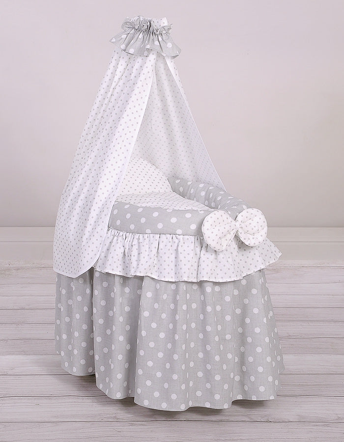 Flätad dockvagga - dockkorg - handgjord, med huva, komplett sängkläder, grå