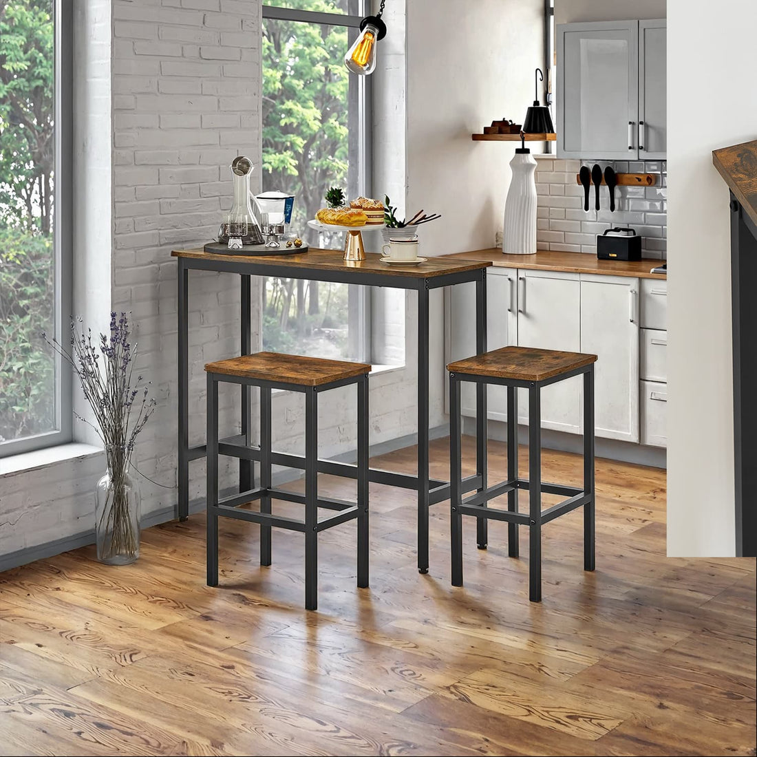 Vintage Bar-Set mit braunem und schwarzem Tisch und 2 Hockern – Tisch 100x40x90 cm