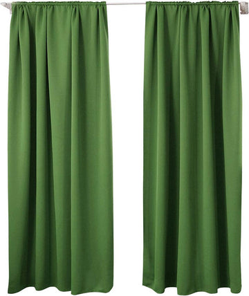 Set van 2 verduisterende gordijnen met plooiband | Groen | 135x175 cm