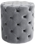 Fluwelen Poef Chesterfield - Voetenbank, Hocker - Elegant & Makkelijk Schoon te Maken, Grijs, M Kleur grijs