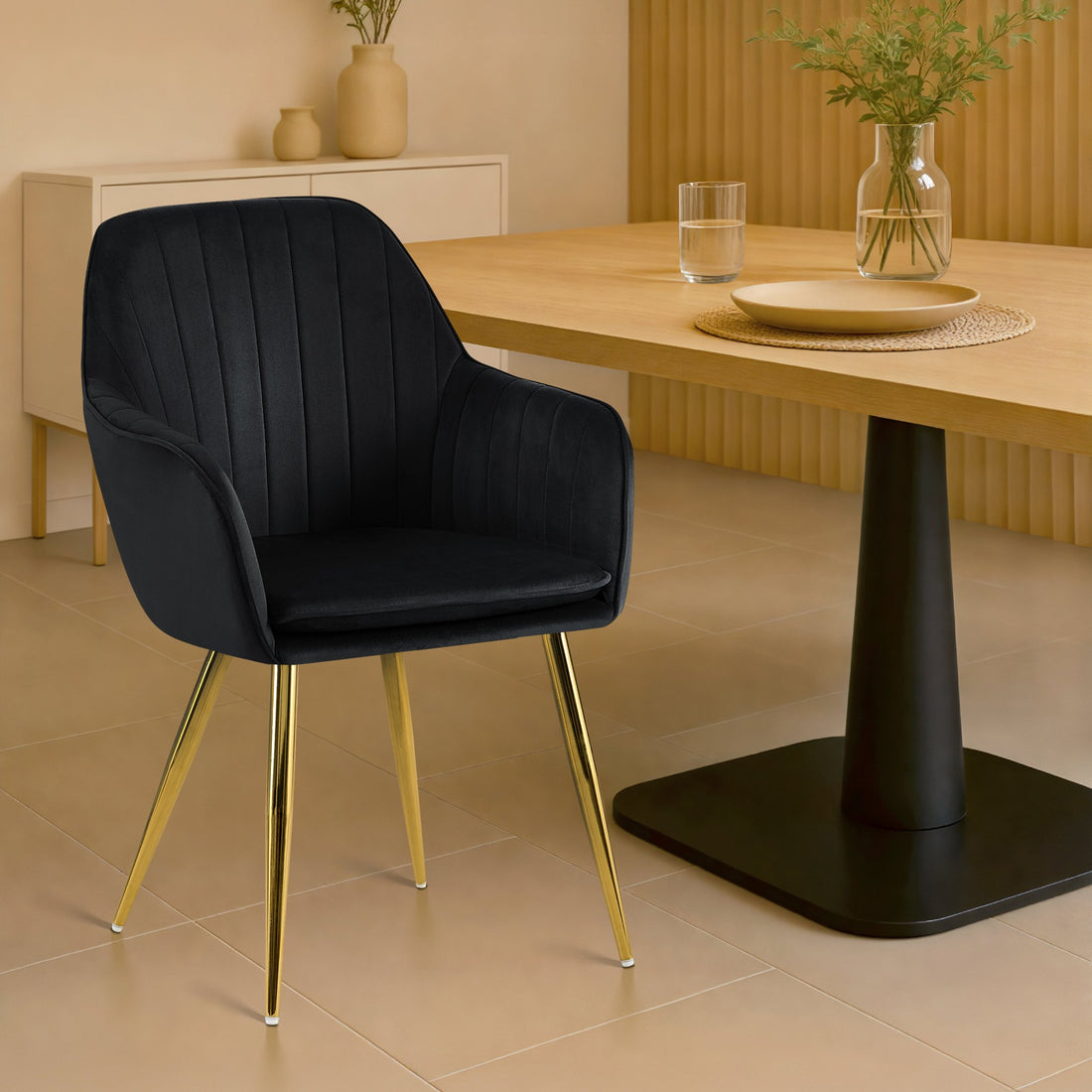 Eetkamerstoel Cheryl - Fluwelen Dining Chair - Ergonomisch Comfort, Metal Frame Kleur zwart