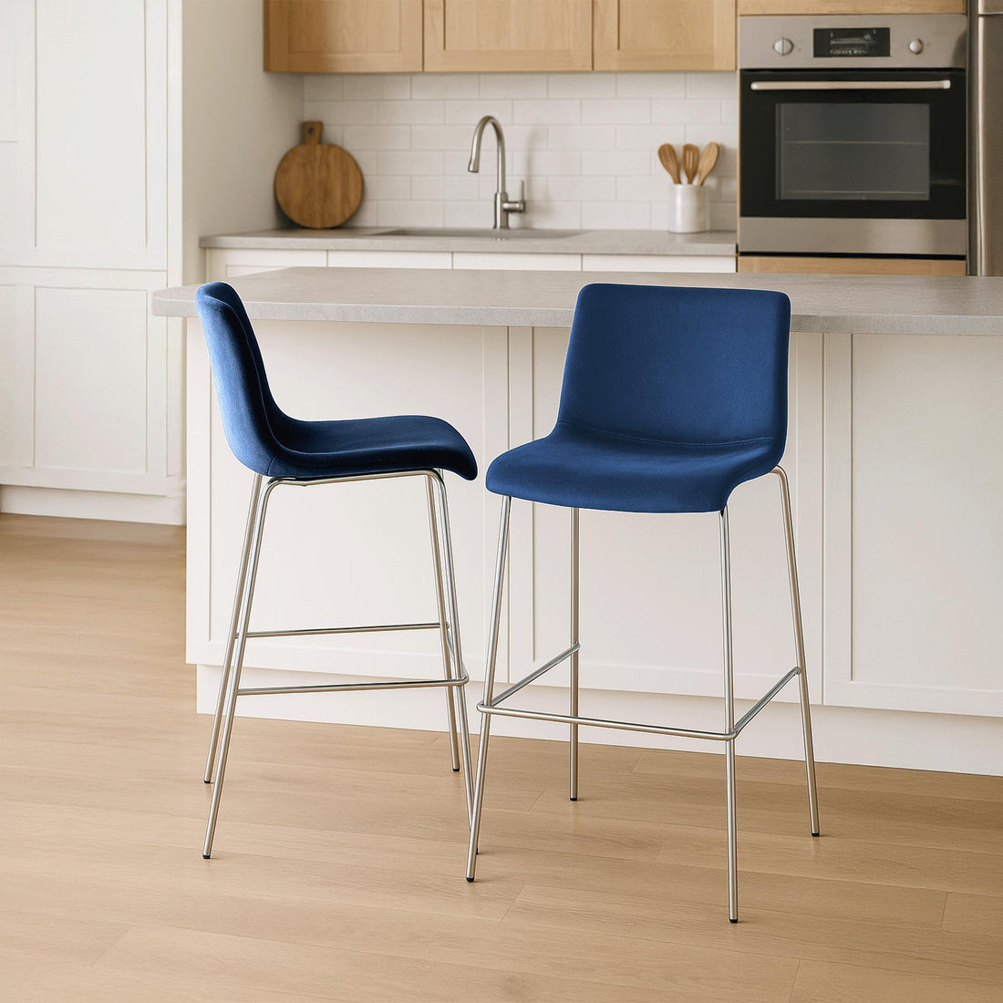 Barkruk Fluweel - Velvet Kruk - Ergonomisch Zitcomfort - Blauw - 4-poots Chroom Frame Kleur blauw