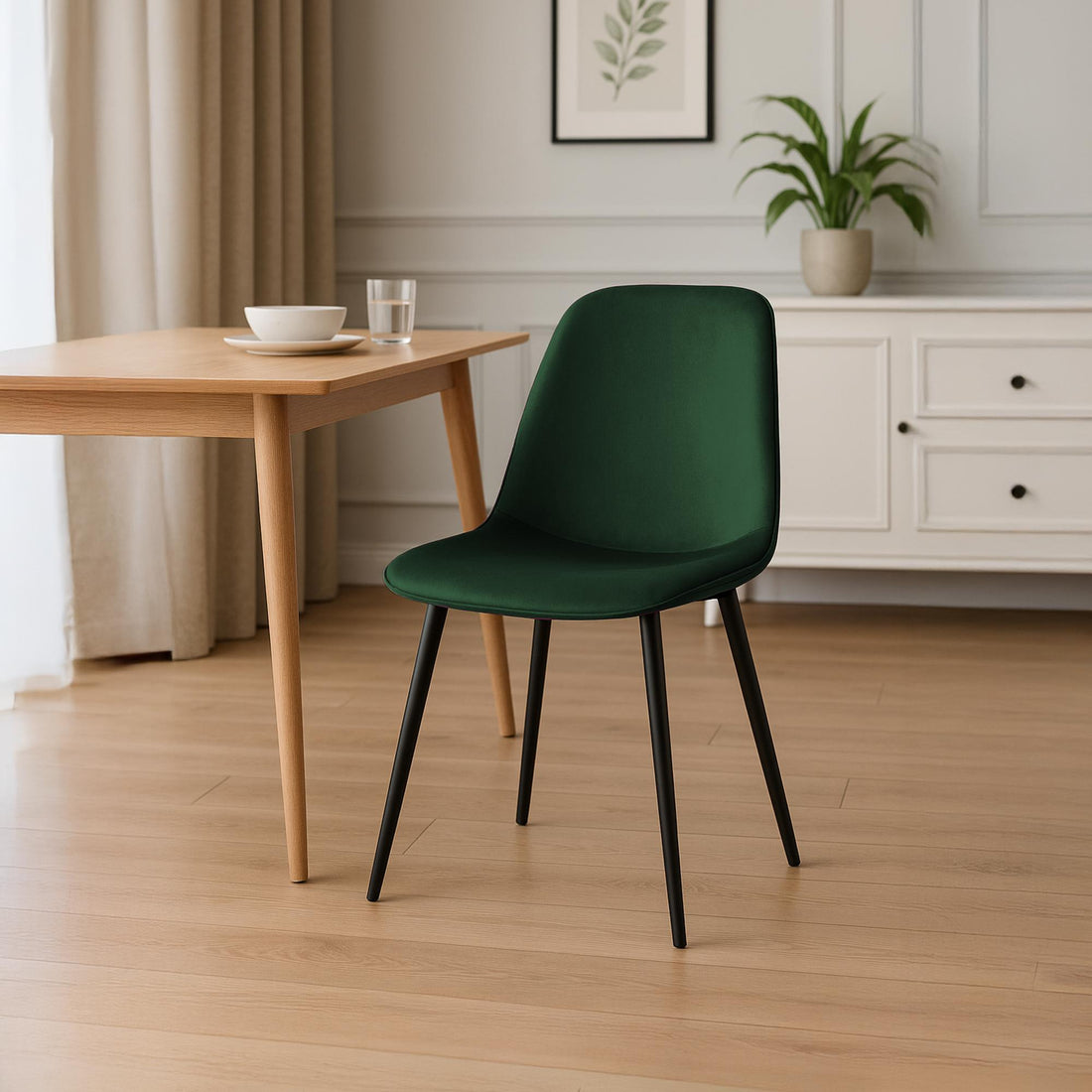 Set van 4 Velvet Eetkamerstoelen - Fluwelen Stoelen - Comfort & Luxe Design - Belastbaar tot 150kg Kleur groen
