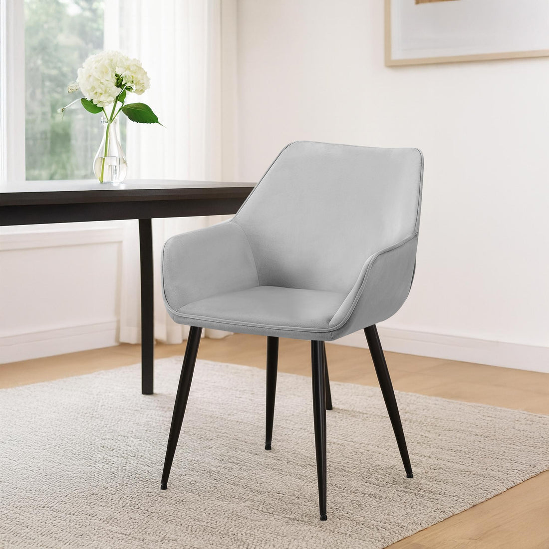 Set van 2 eetkamerstoelen – Fluwelen stoelen – Hoog zitcomfort – Moderne uitstraling Kleur lichtgrijs