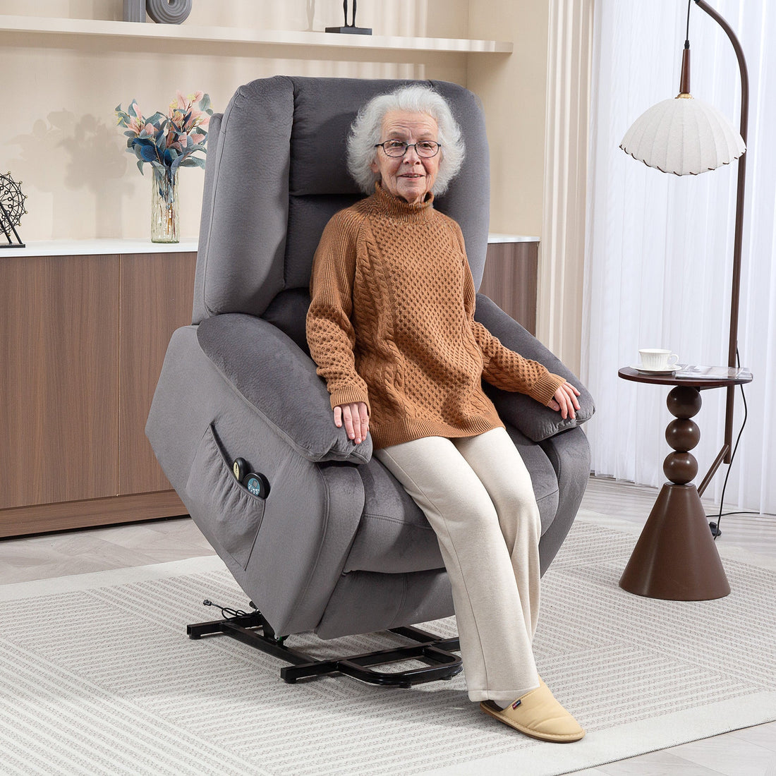 TV-fåtölj med stå-upp-hjälp, massage, värme | Färg: Grå | Mått: 90x93x110 cm