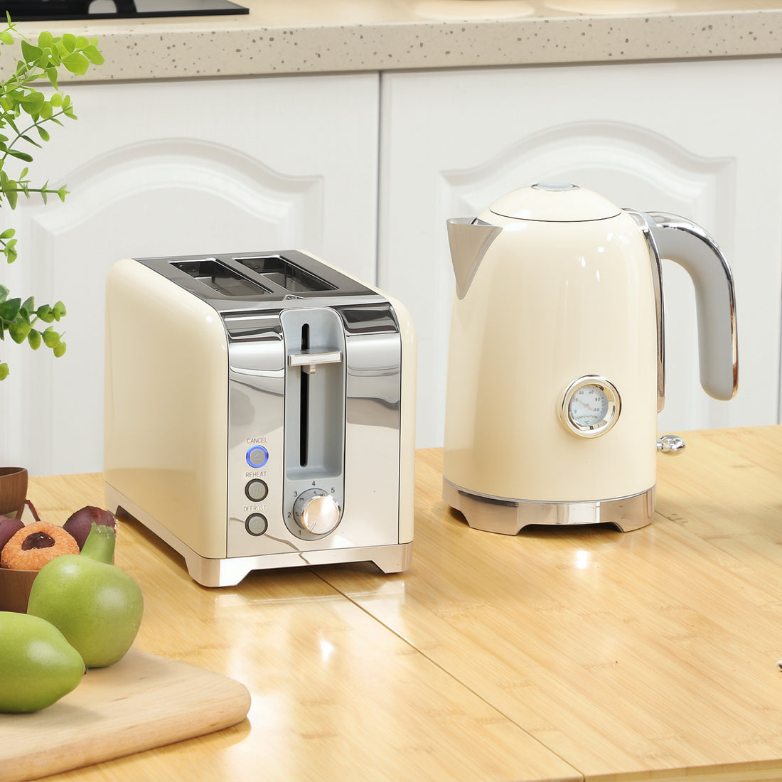 Waterkoker- en broodroosterset 2200 W, 7 standen | Kleur: Crèmewit | Afmetingen: 16x23,5x24,4 cm