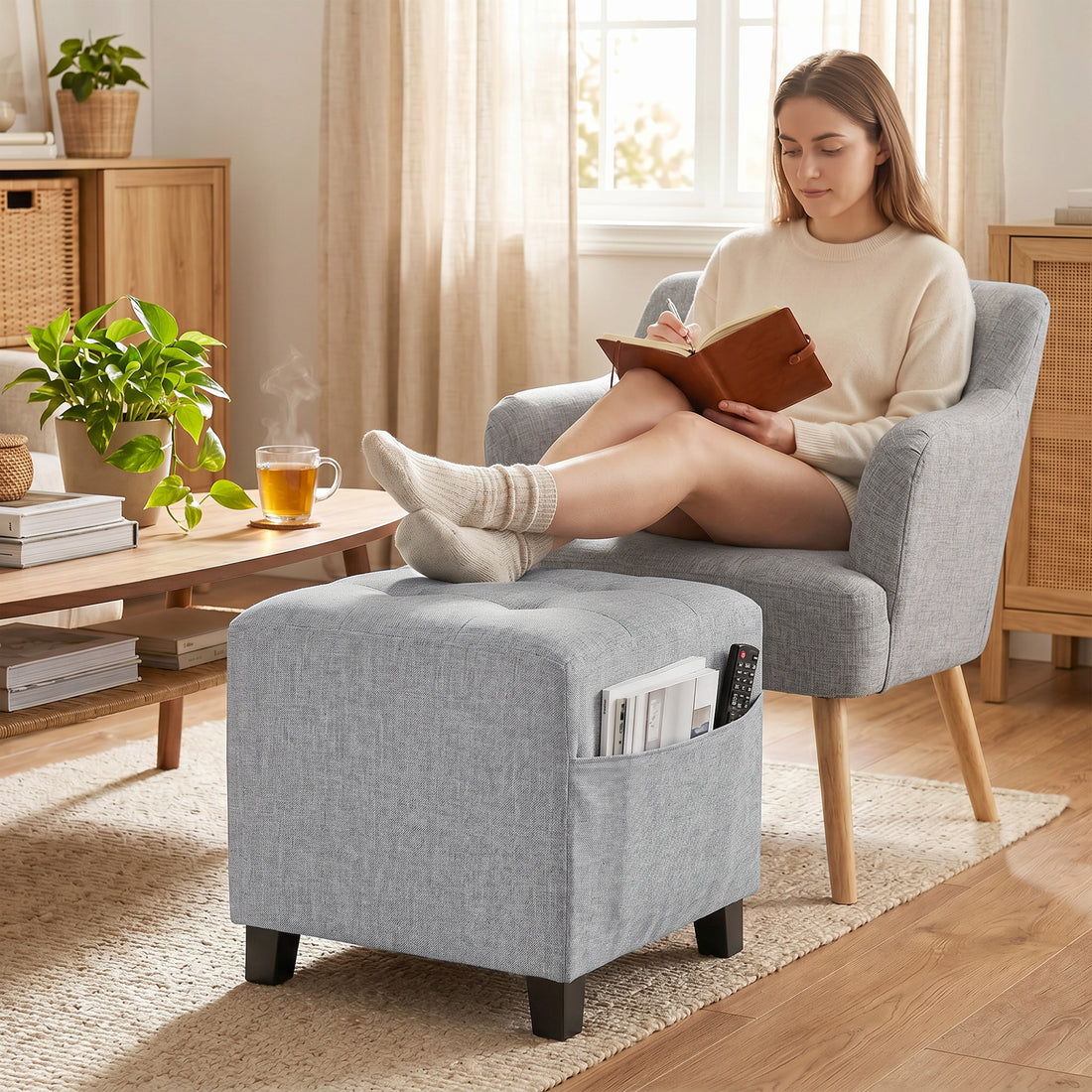 Vierkante hocker met opbergtas - Voetenbank | Kleur: Lichtgrijs | Afmetingen: 35x35x35 cm