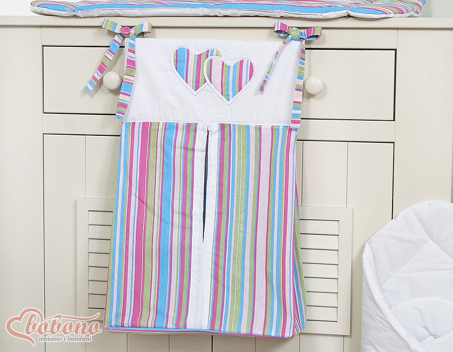 Hängande hjärtan blöjfodral - Babyorganisatör - Lätt att fästa och tvättbar