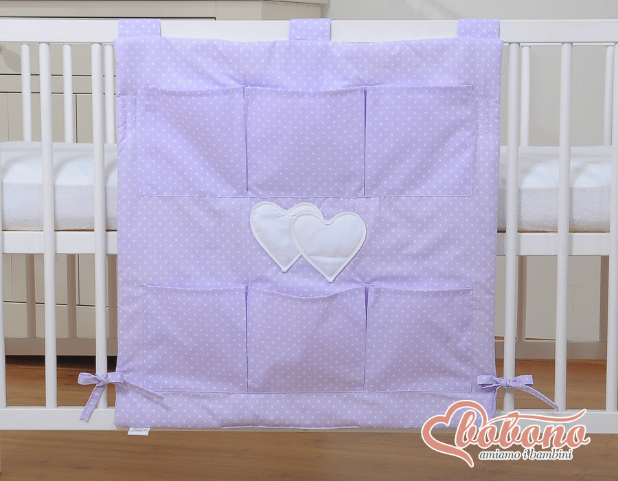 Fiskespöshjärtan Vita Prickar - Sängorganisatör - 6 rymliga fack för leksaker och blöjor