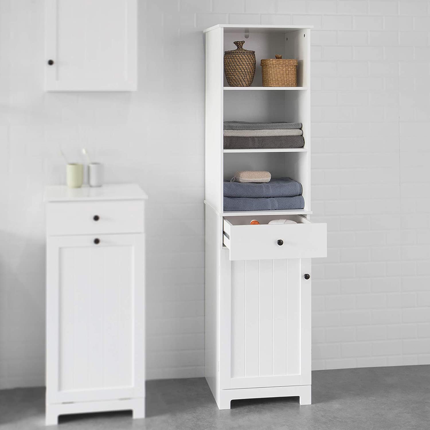 Hoog Badkamermeubel - Badkameropberger - Kast met 3 Planken - 1 Lade - 1 Kast