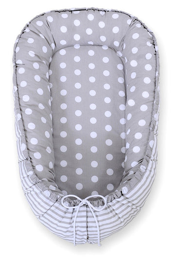 Dubbelsidigt babynest - kokong - andningsbar Oeko-Tex bomull - justerbar och lätt att rengöra