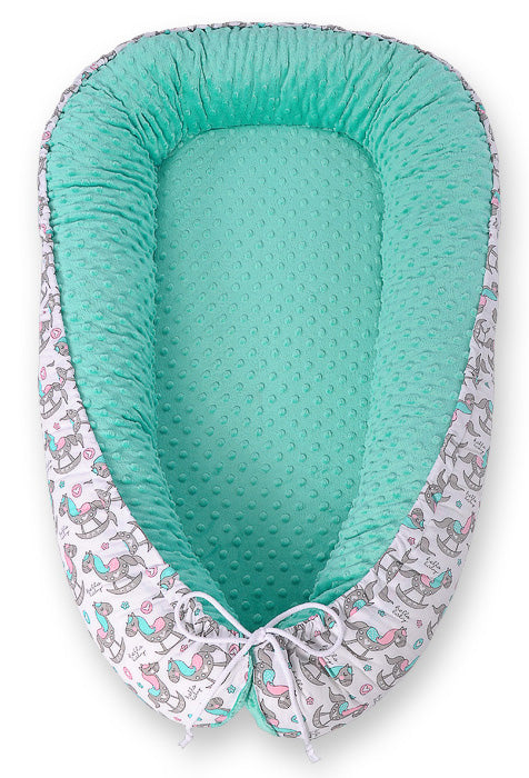 Baby nest, babynestje, dubbelzijdig en verstelbaar voor optimaal comfort – BOBONO Minky