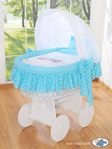 Wieg van riet - mand wieg - groot, comfortabel en compleet met beddengoed en anti-allergisch matras