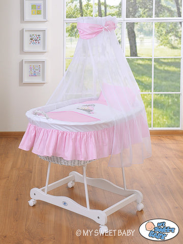 Donkey Luca Rosa rottingkorg - Rymlig spjälsäng med justerbart handtag och antiallergiskt sängkläder