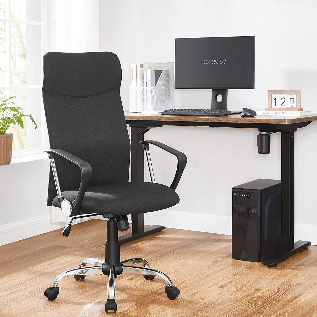Ergonomisk kontorsstol, svängbar, justerbar, svart - 63 x 63 x (110-120) cm