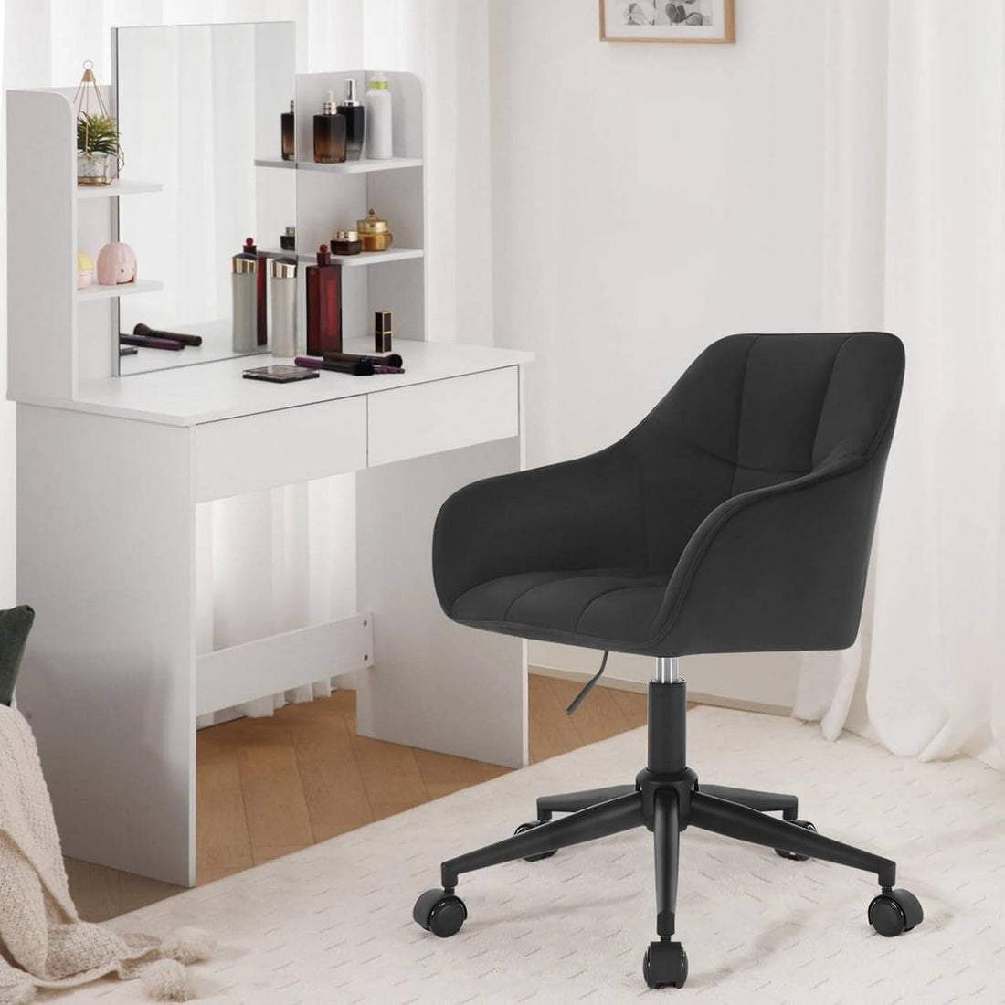 Bürostuhl mit Armlehnen und Samtsitz | Schwarz+Schwarz | 61x56x81-90 cm