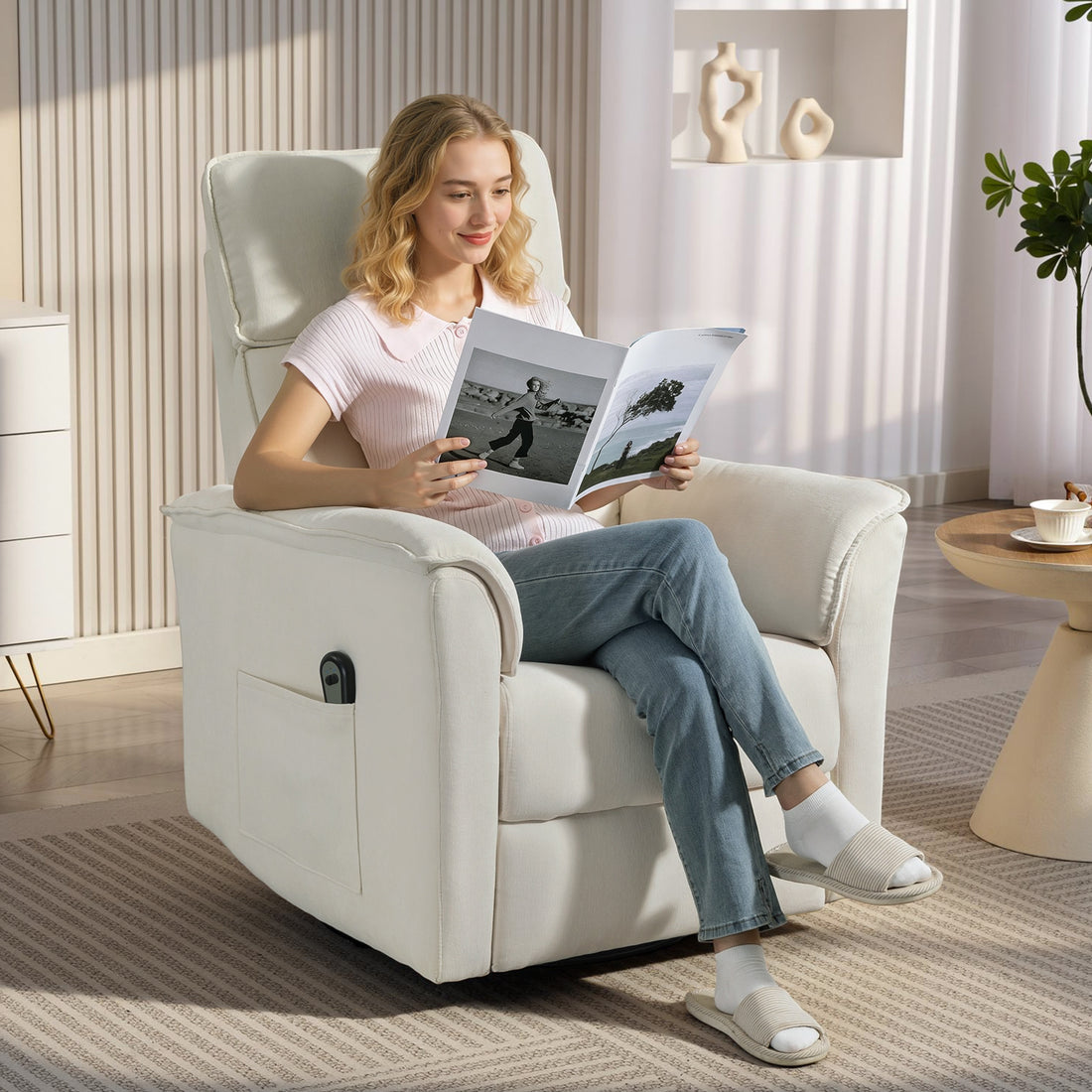 Elektrisk reclinerfåtölj med liggfunktion | Färg: Gräddvit | Mått: 78x91x105 cm