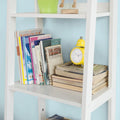Witte opbergrek, ladderplank, boekenkast met lade en 4 planken