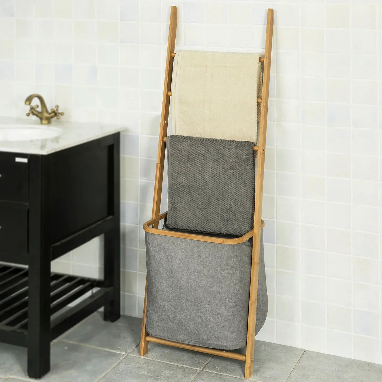 Badkameropbergplank - Handdoekhouder met 3 ophangrails en afneembare wasmand