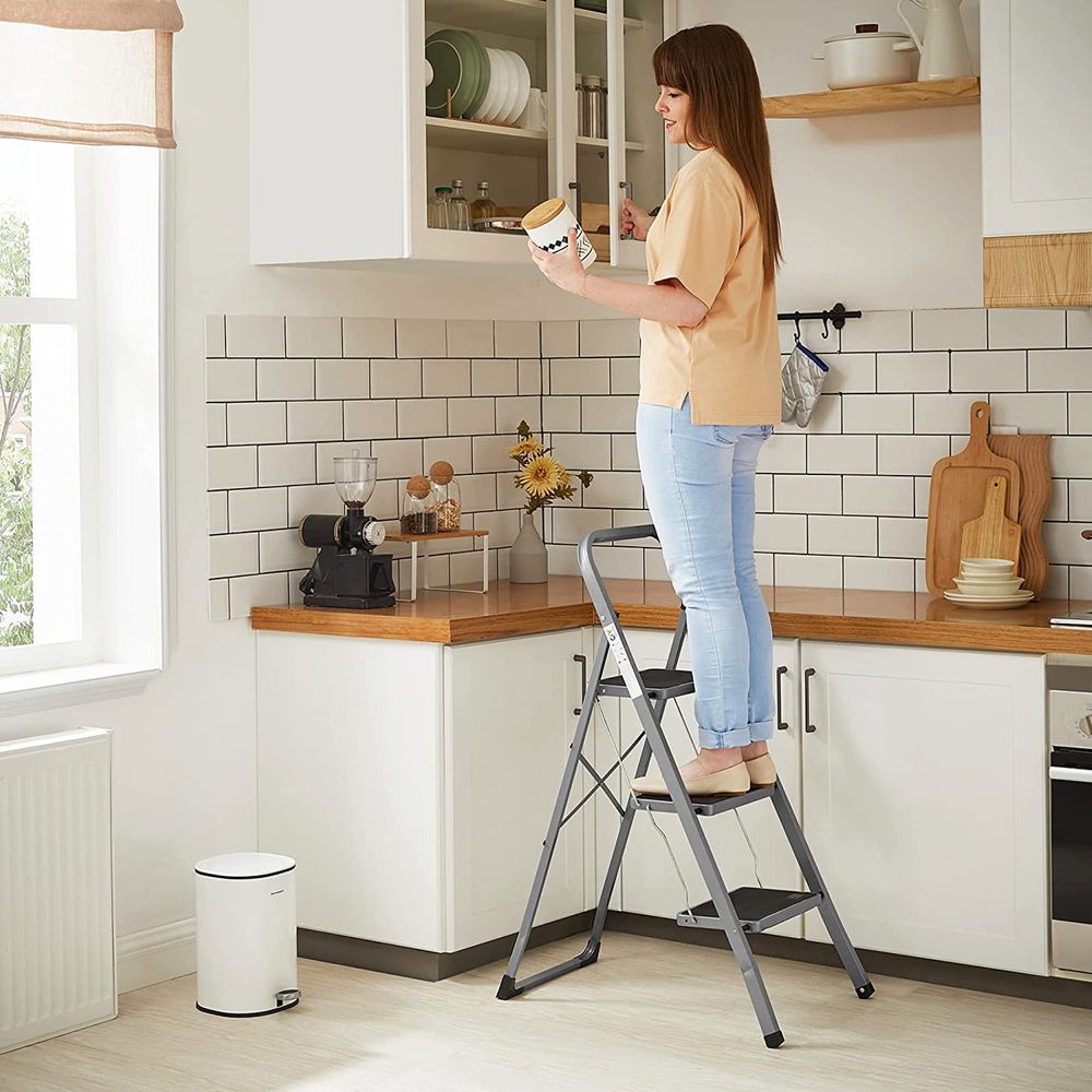 Trapladder met 3 treden, inklapbaar, lichtgewicht, staal, grijs/zwart