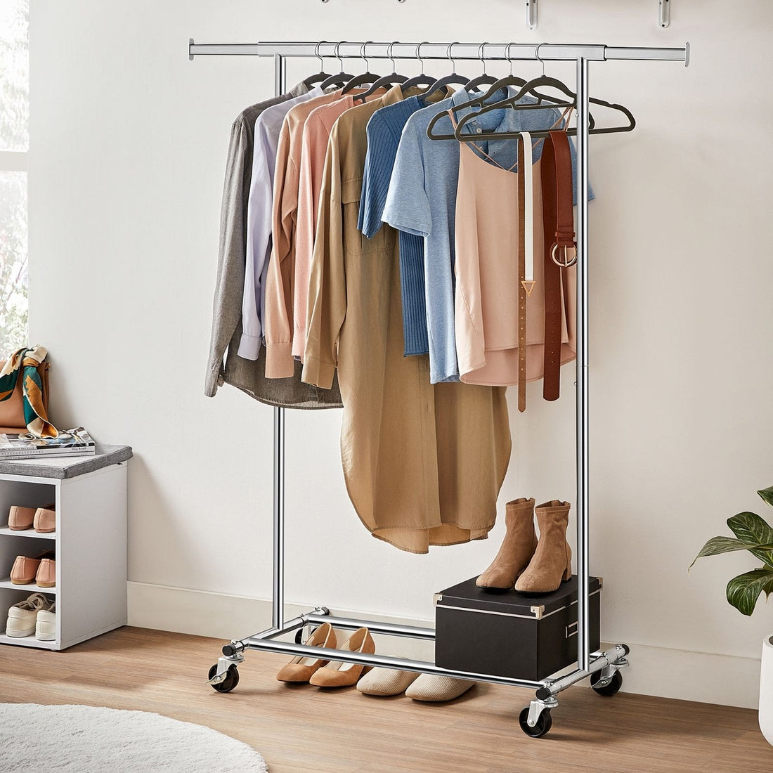 Kleiderständer - Rollgarderobe - Platzsparend - 92-132 x 160 x 45,4 cm