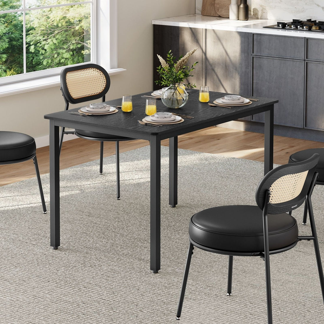 Eettafel - Spaanplaat en staal - Stevige constructie - 70 x 110 x 77 cm - Zwart - 120 kg