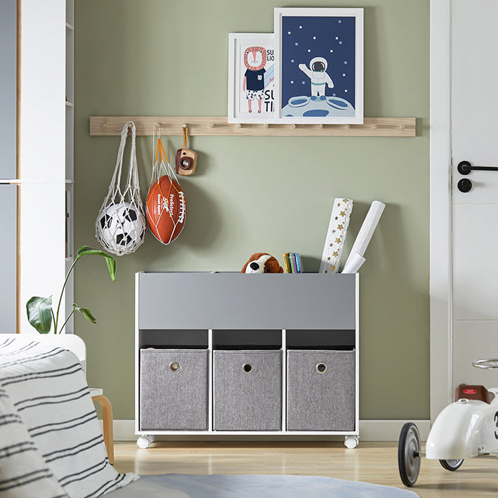 Kinderopbergrek - Speelgoedorganisator - Mobiele boekenkast - Duurzame MDF- en stoffen bakken - Gemakkelijke mobiliteit met afsluitbare wielen - Kindvriendelijke hoogte - 80 cm x 63 cm x 30 cm