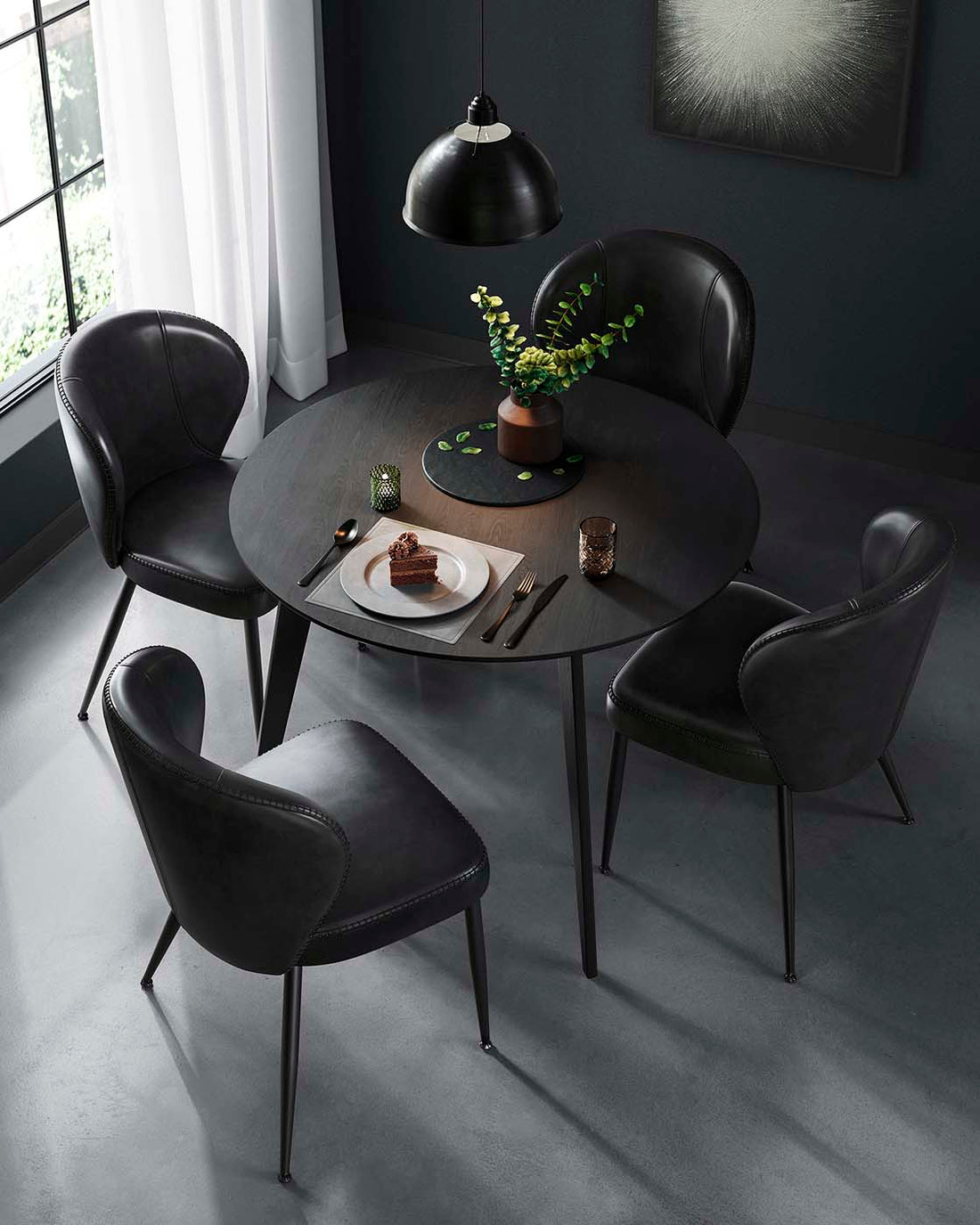 Esszimmerstühle 2er-Set - schwarzes Kunstleder - gepolsterte Sitze - stilvolles Design