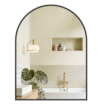 Gewelfde wandspiegel met aluminiumframe | Zwart | 61x1,3x81 cm