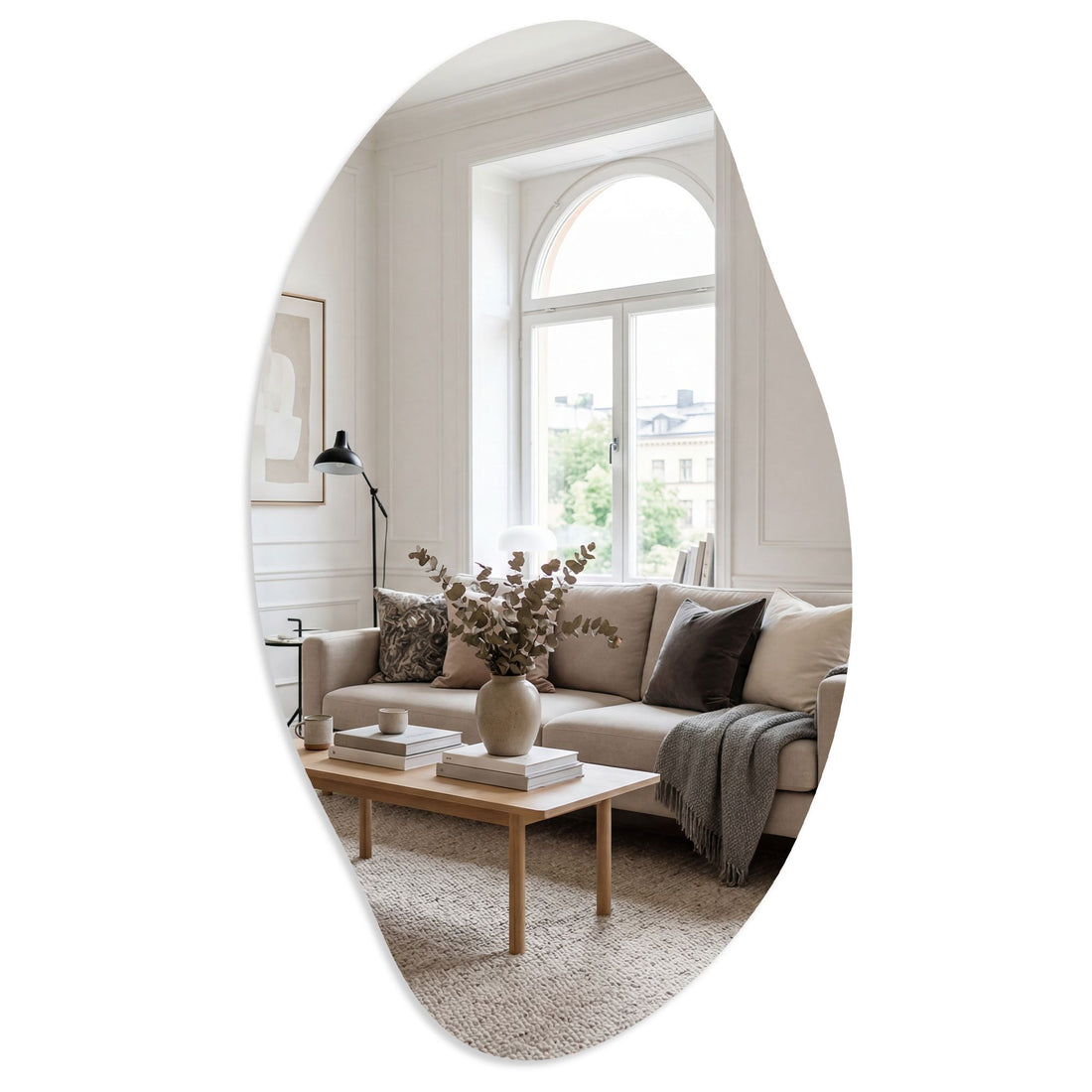 Asymmetrischer Wandspiegel in Blütenblattform | 85x50 cm
