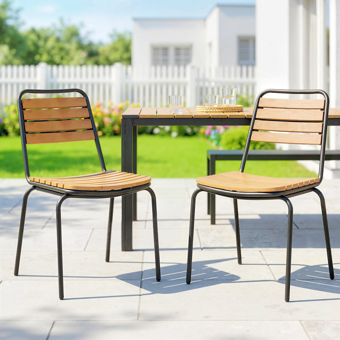 Tuinstoelen 2-delige set - stapelbaar | Kleur: Natuurlijke houtkleur | Afmetingen: 47x61x81 cm
