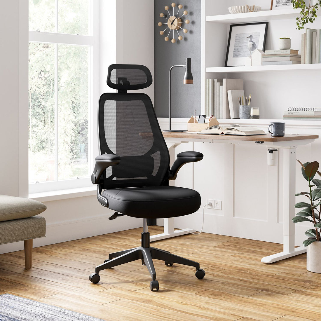 Ergonomisk kontorsstol - svart - justerbar sitthöjd - stålstomme