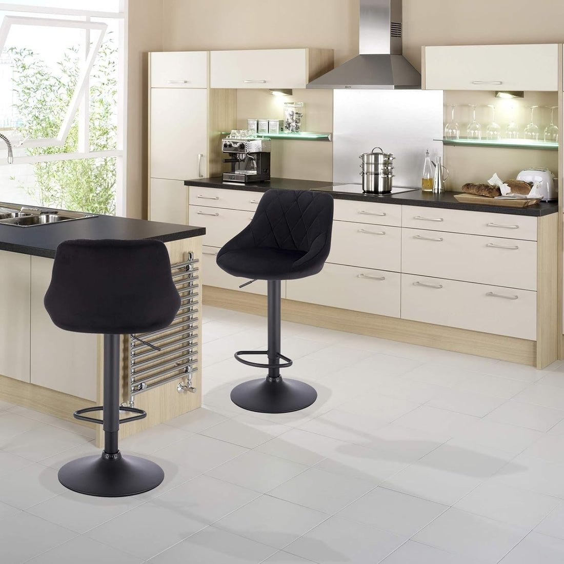 Justerbar barstol med sammetssits och ryggstöd | Svart | 35x38x86-106 cm