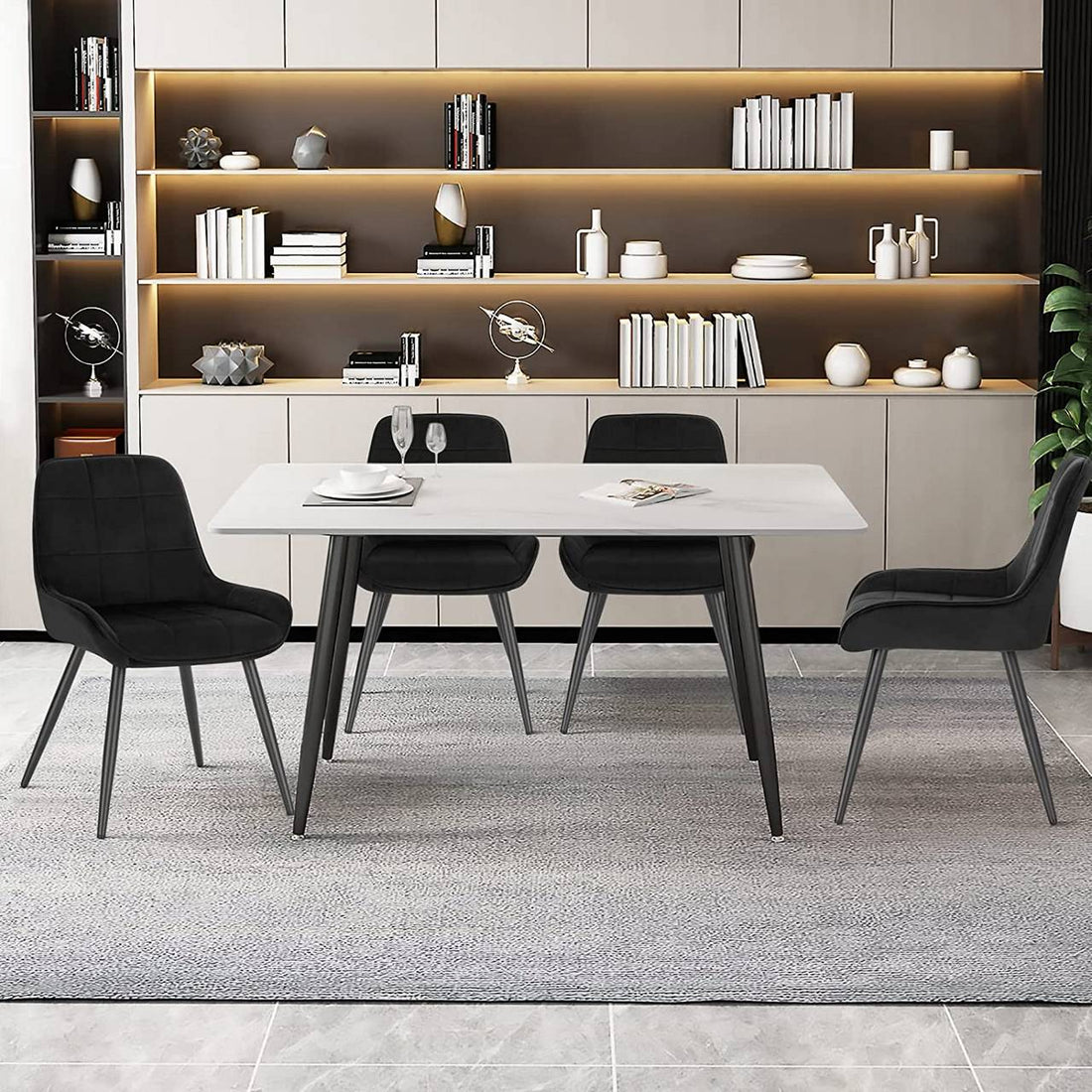 Set van 4 eetkamerstoelen met fluwelen bekleding en rugleuning | Zwart | 38x43x81,5 cm