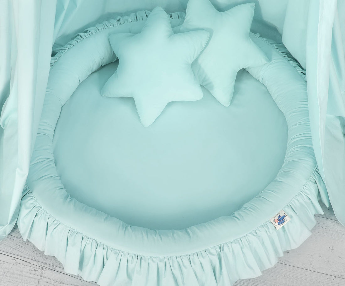 Set om 3: Hängande baldakin, babynest, dekorativa kuddar - mintgrön - 100 % bomull, allergivänlig