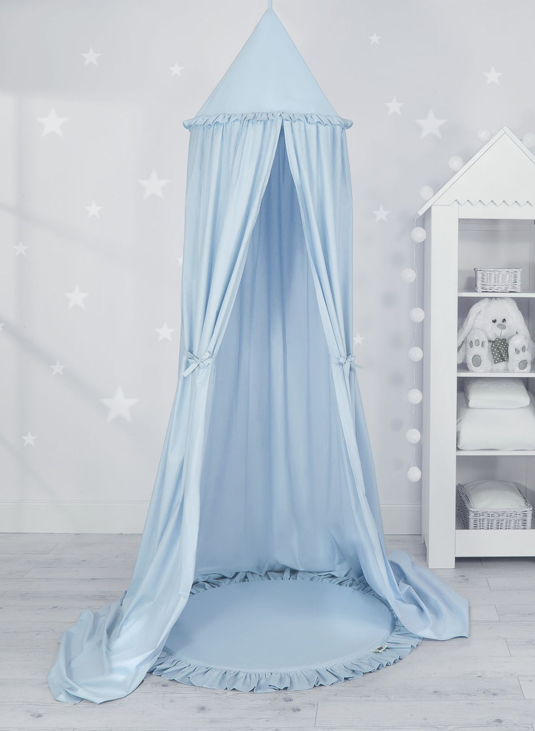 Hängande baldakin, barnkammare och lekmatta – ljustät och allergivänlig bomull