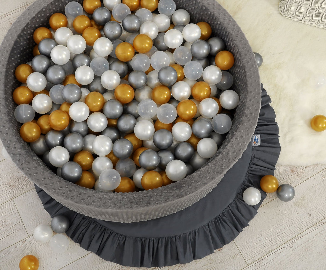 Plastbollar - lekbollar - hållbara och säkra - 50 stycken - bollhav