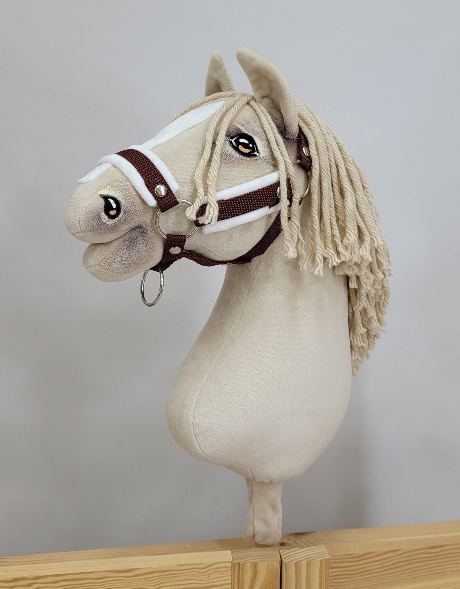 Verstelbaar hoofdstel voor Hobby Horse A3 - paardenhalster - extra comfort met wit bont