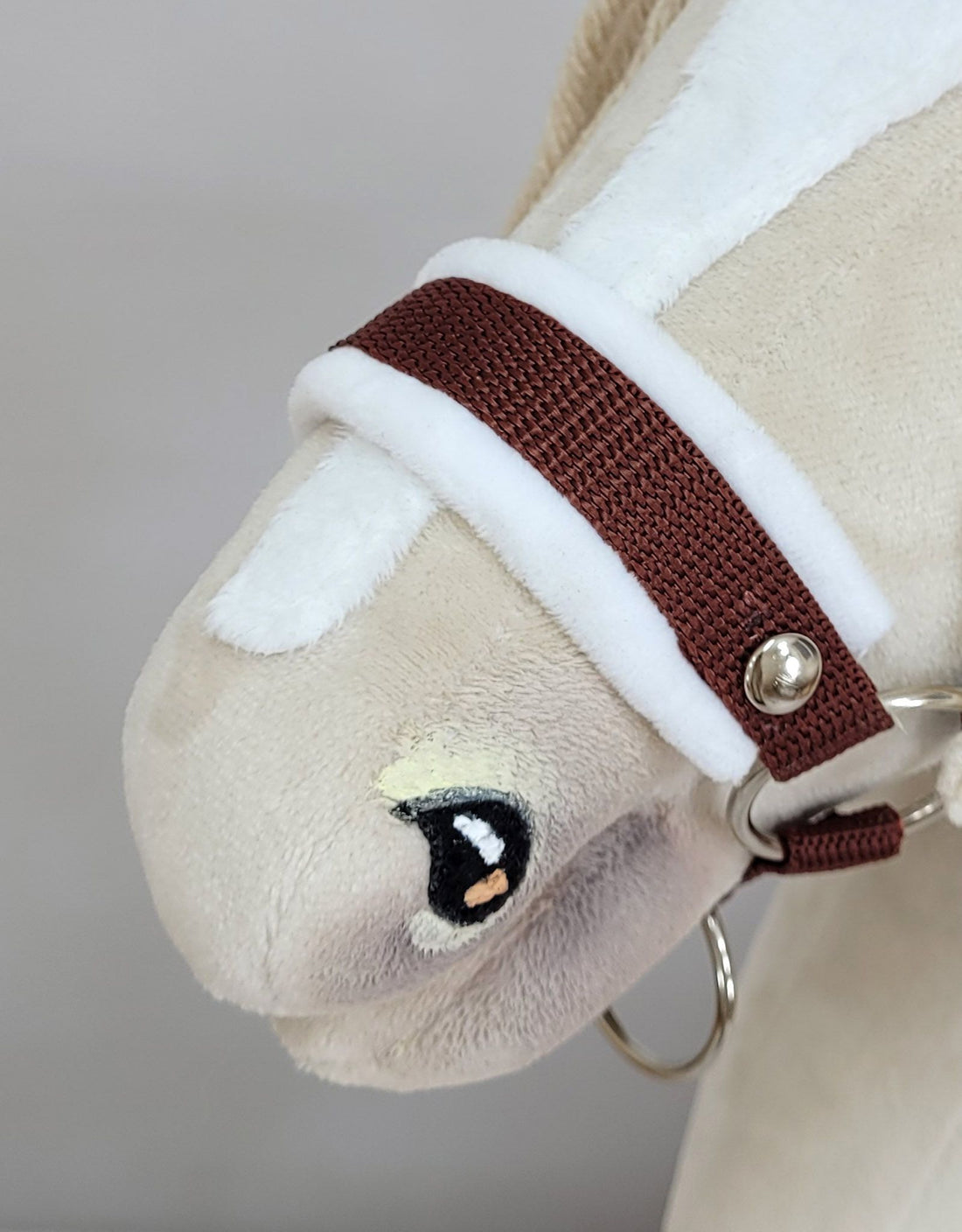 Verstelbaar hoofdstel voor Hobby Horse A3 - paardenhalster - extra comfort met wit bont