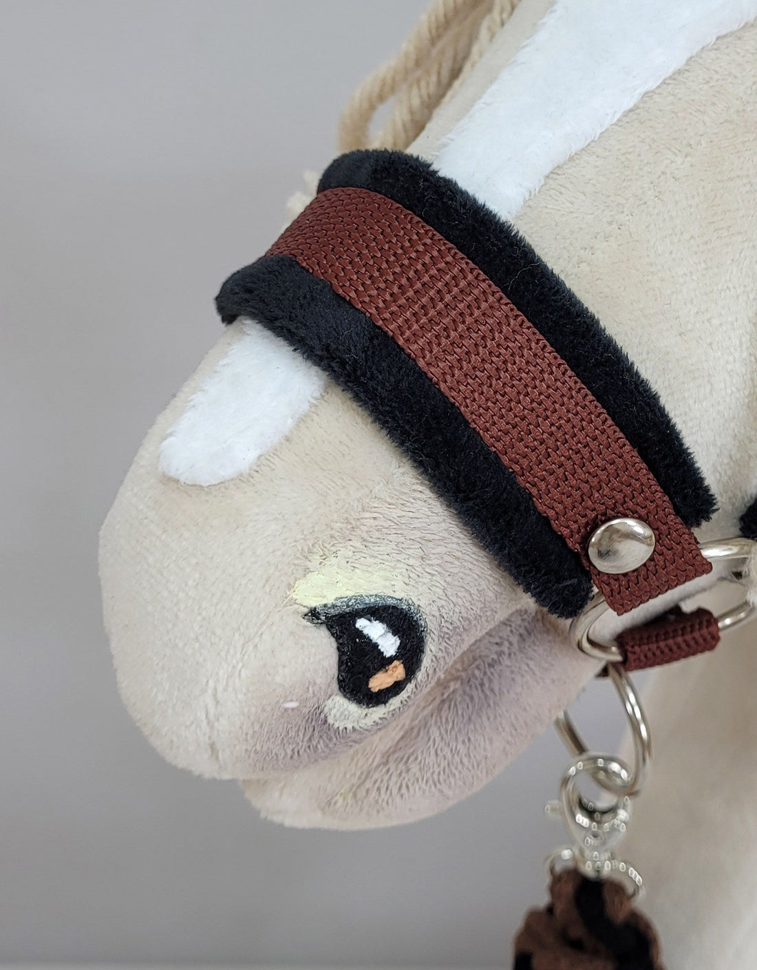 Verstelbaar halster, paardenhalster, zachte bontvoering – Bruin – Voor hobby paard A3