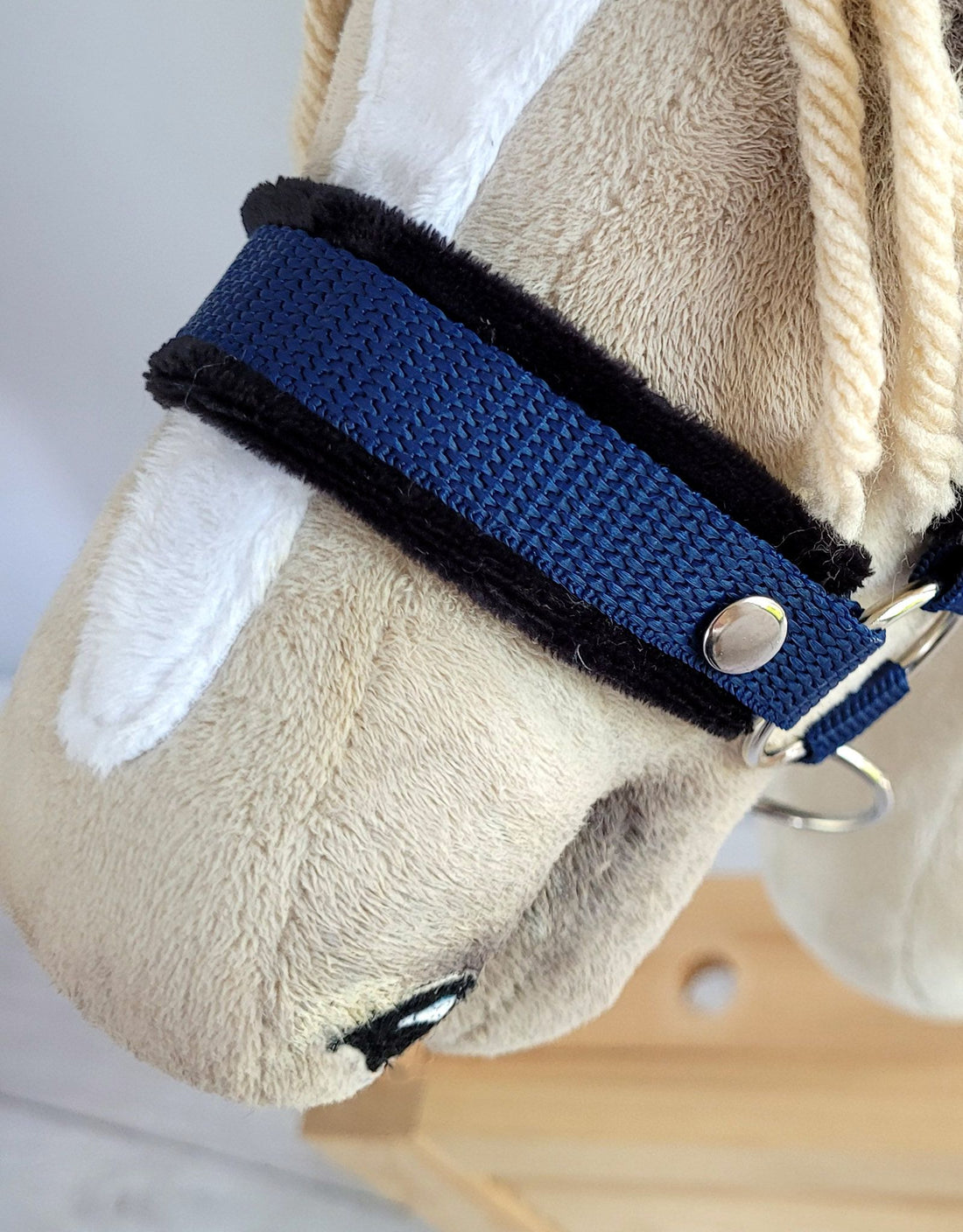 Verstelbare halster, paardenhalster, extra zacht pluche – comfortabel & duurzaam – maat A3 navy