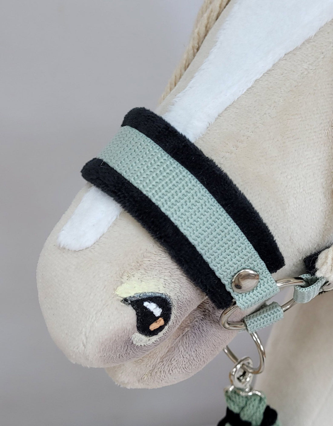 Verstelbaar halster - paardenhalster - perfect passend & zacht bont - Hobby Horse A3 - saliegroen
