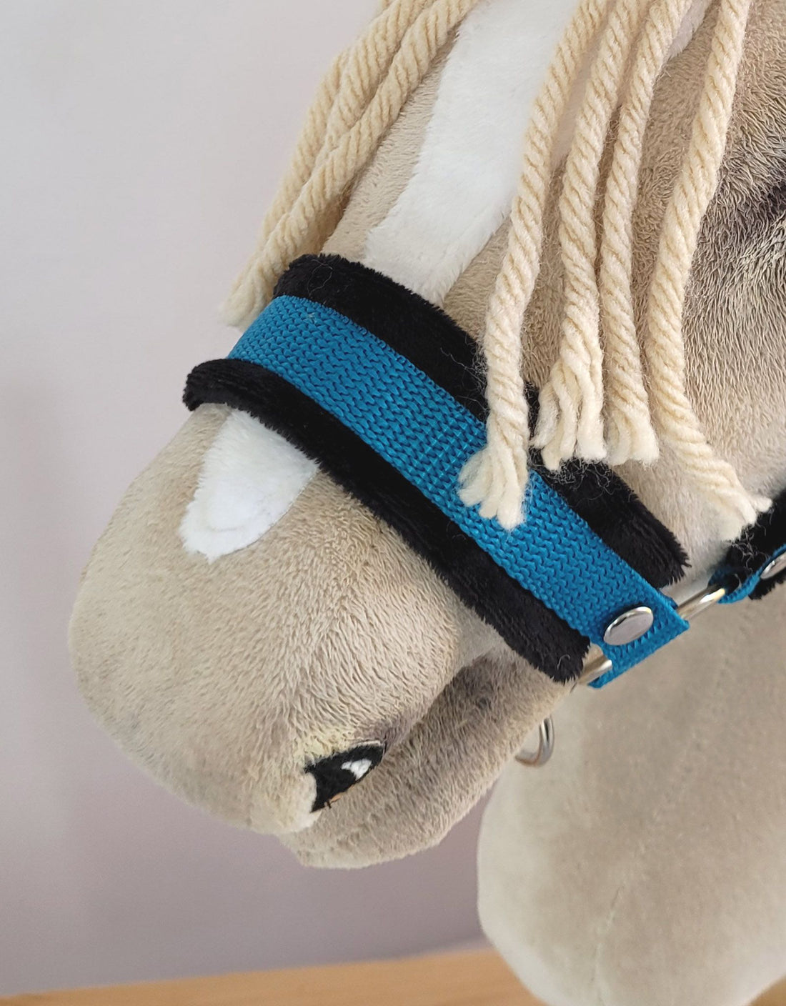 Verstelbare halster, paardenhalster, extra comfort bontvoering - turquoise/zwart - maat A3