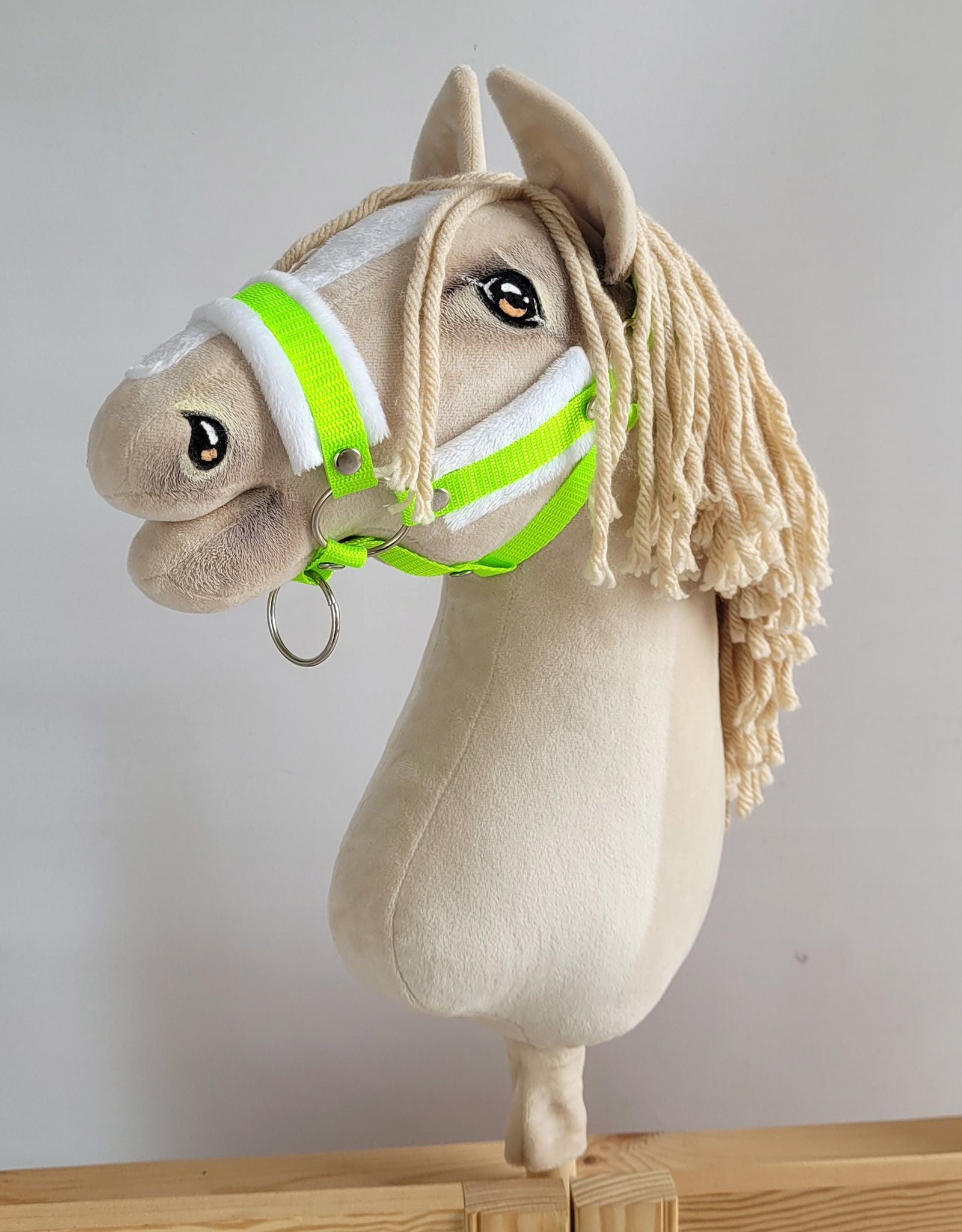 Verstelbare halster – paardenhalster – perfecte pasvorm, zacht minky, neon groen, maat A3