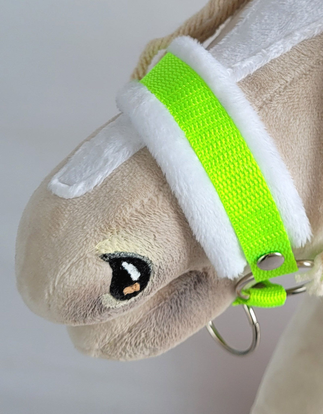 Verstelbare halster – paardenhalster – perfecte pasvorm, zacht minky, neon groen, maat A3