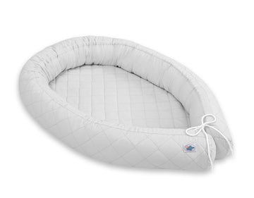 2-in-1 Baby Nest – cocon – gewatteerd comfort – grijs – veilig én multifunctioneel